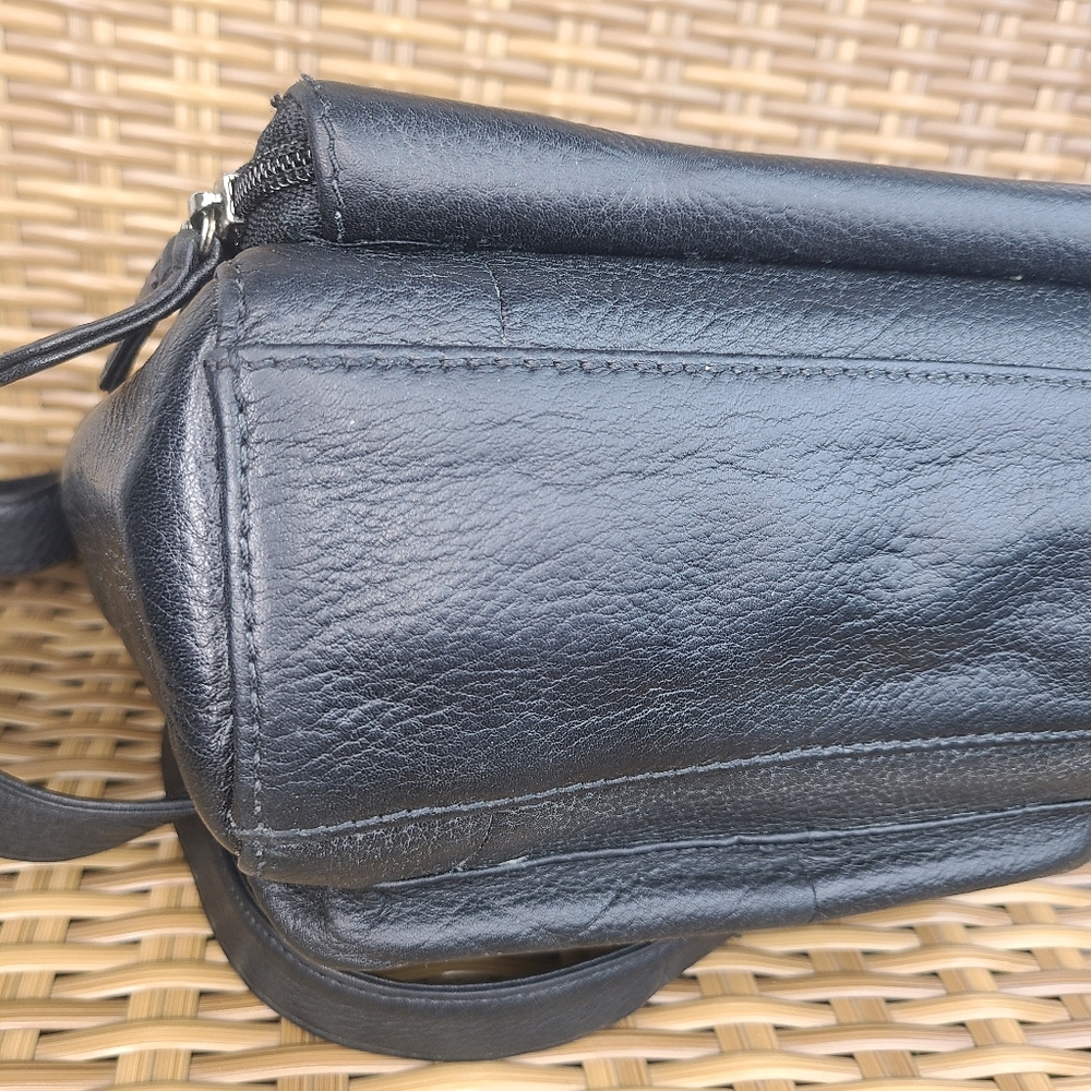 Fossil Black Leather Crossbody Shoulder Purse Bag Adjustable Strap - Picture 8 of 16
